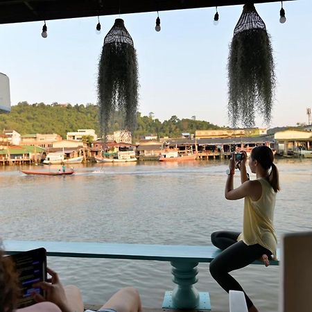 Rub Lom Chom Klong Homestay Chumphon Esterno foto