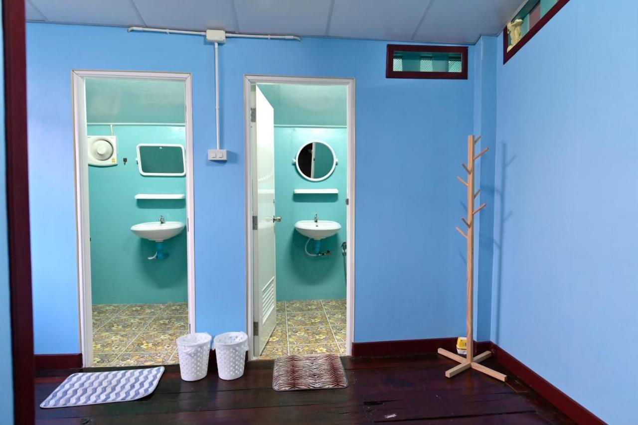 Rub Lom Chom Klong Homestay Chumphon Esterno foto
