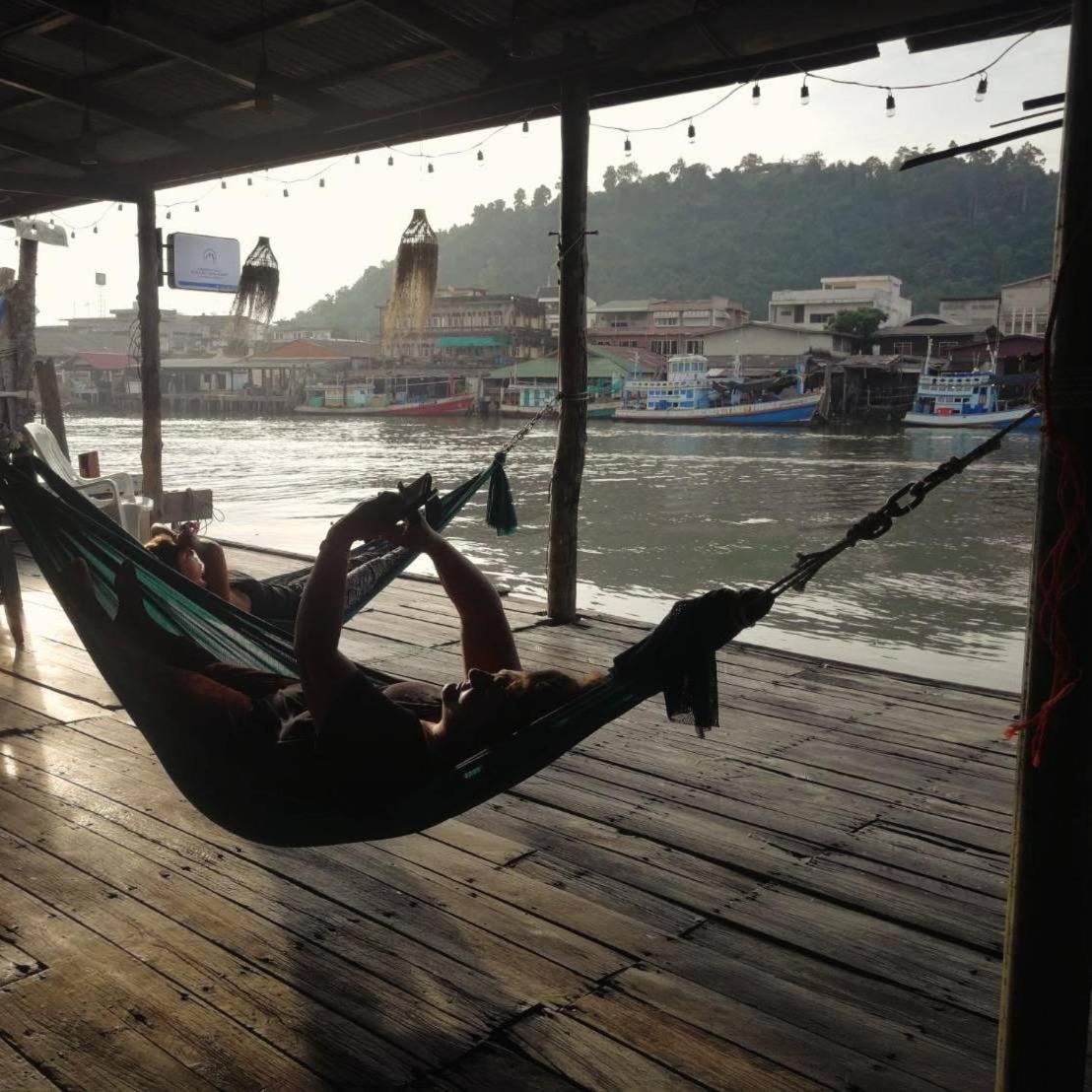 Rub Lom Chom Klong Homestay Chumphon Esterno foto